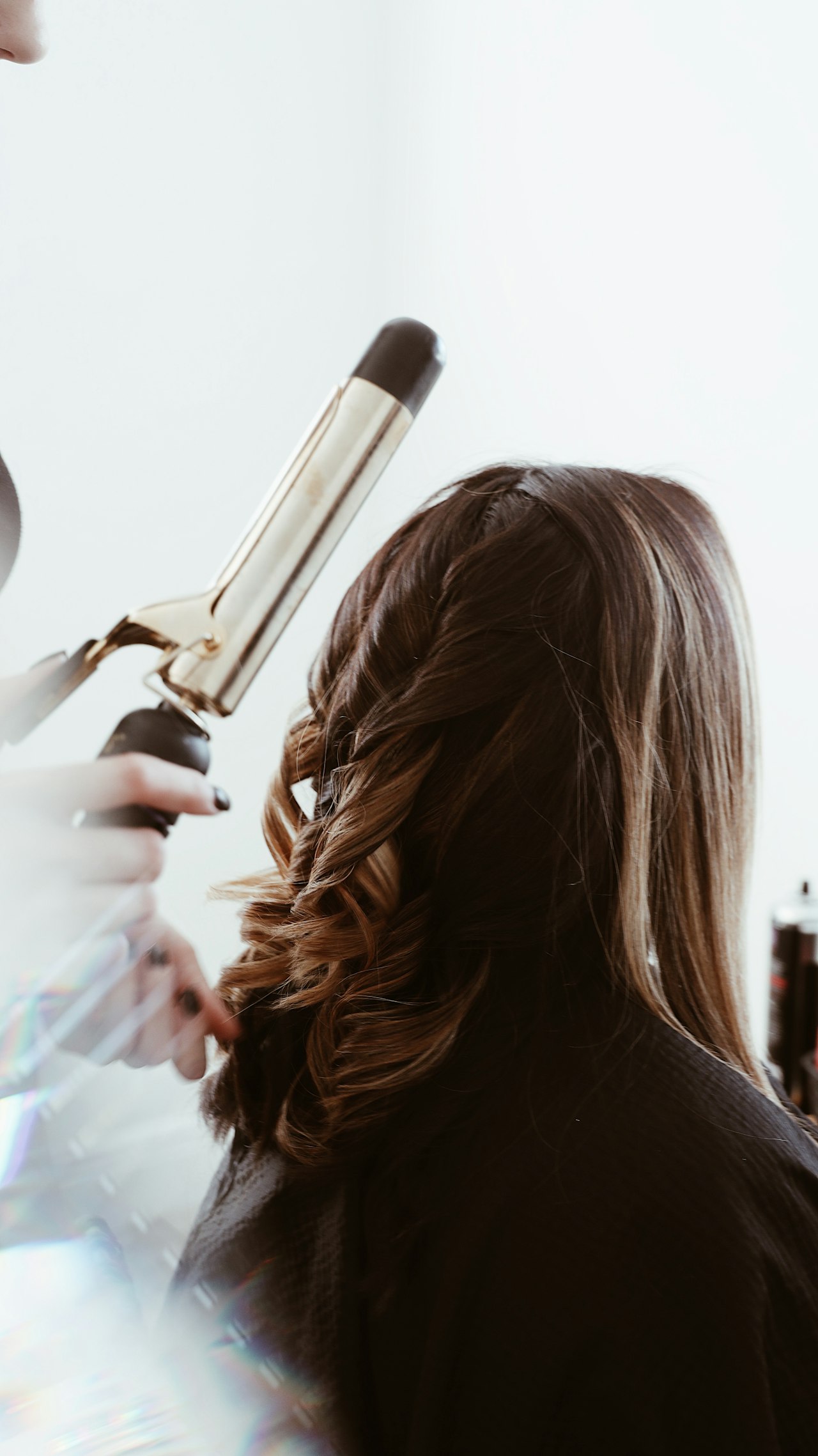 美容室でのヘアスタイリングの仕上がり例